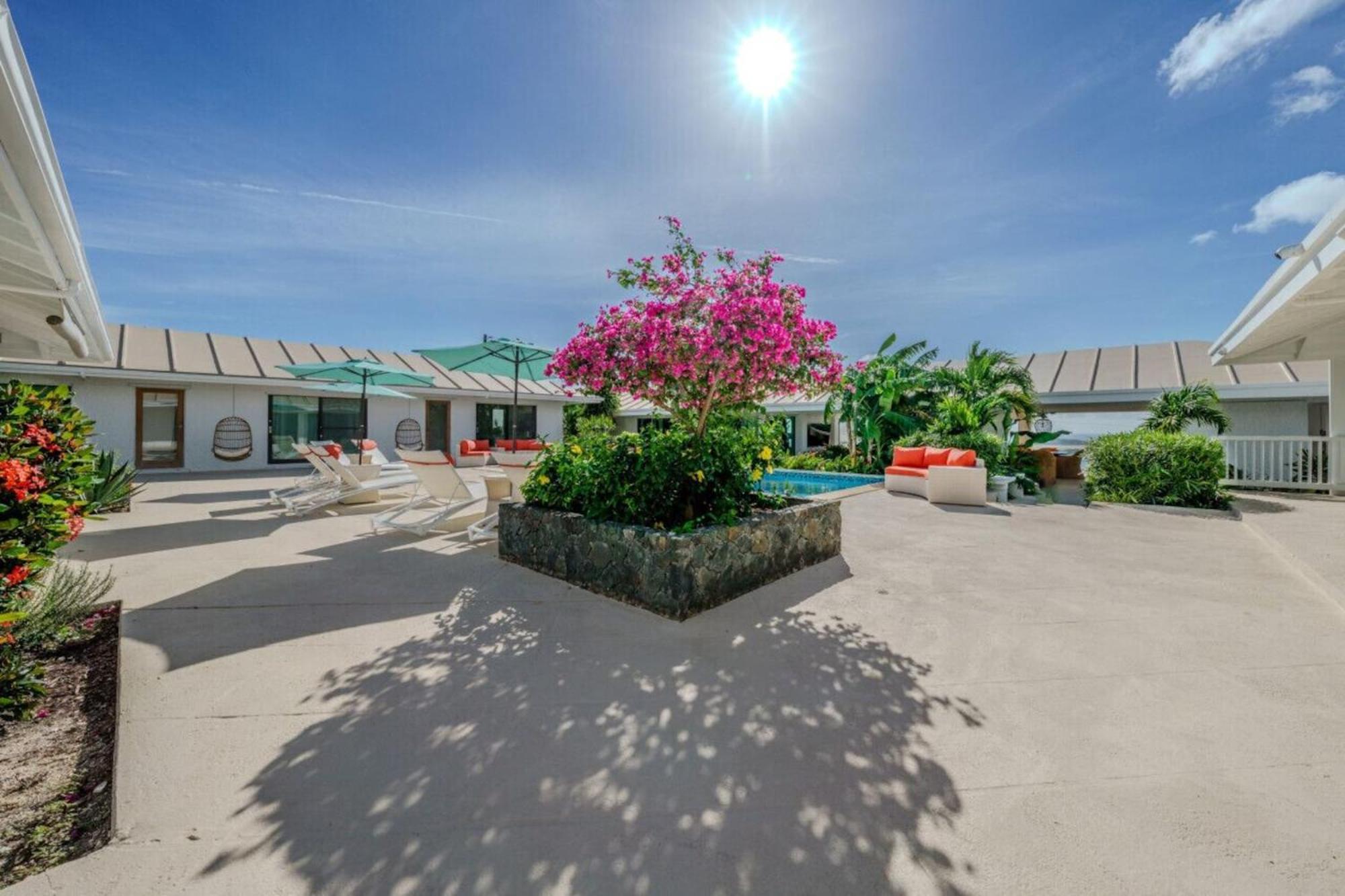 Royal Villa With A Huge Swimming Pool Cowell Battery Экстерьер фото