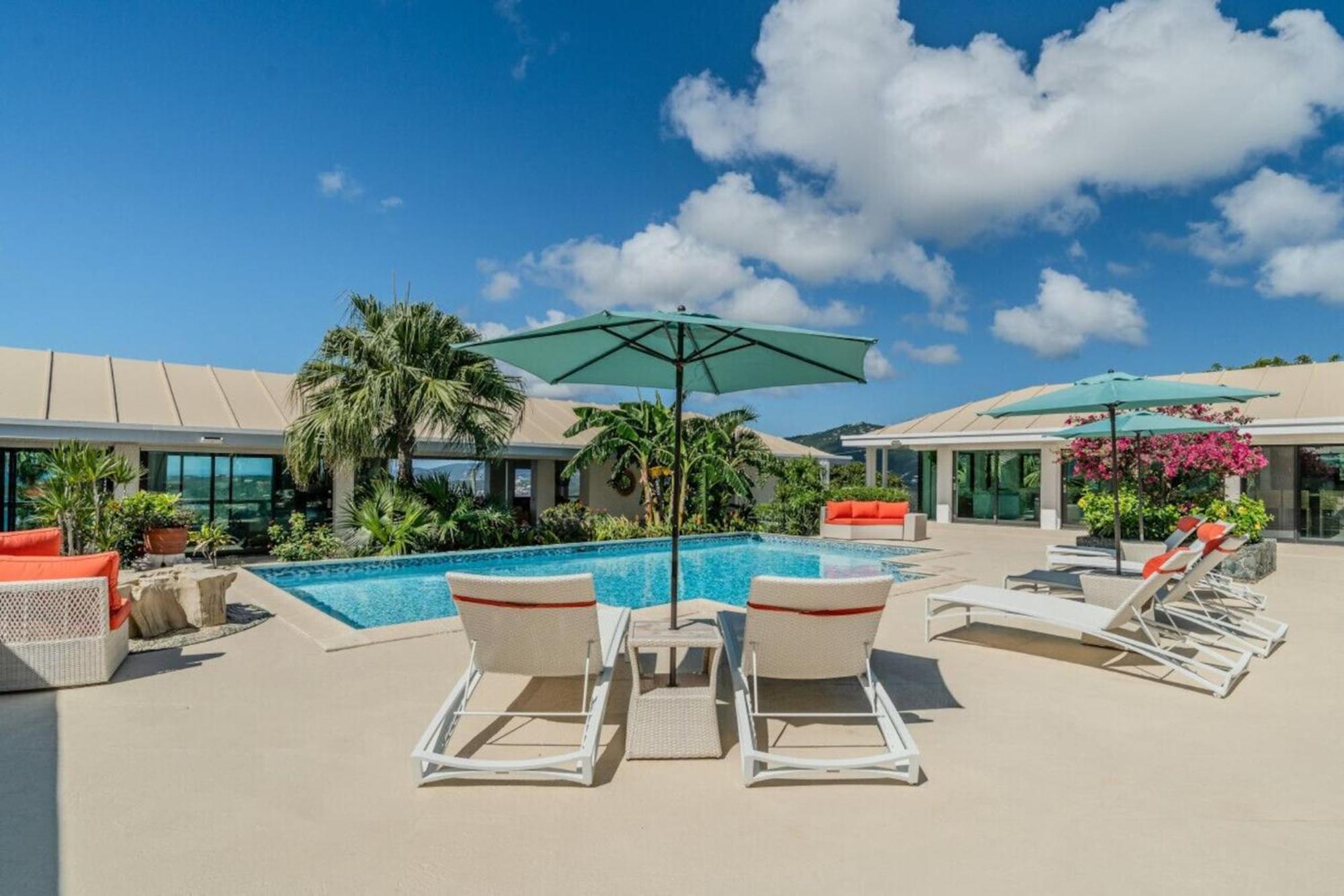 Royal Villa With A Huge Swimming Pool Cowell Battery Экстерьер фото